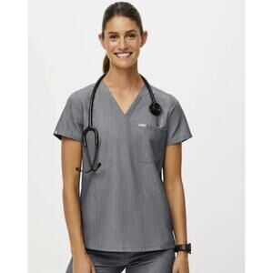 Figs‎ Catarina One-Pocket Scrub Top in Graphite size Small